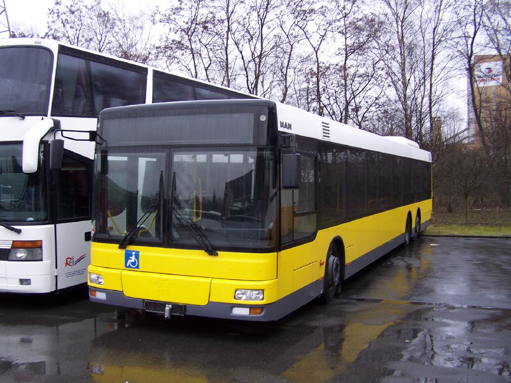 MAN NL 313 - 15 Beschaffungsjahr 2000.