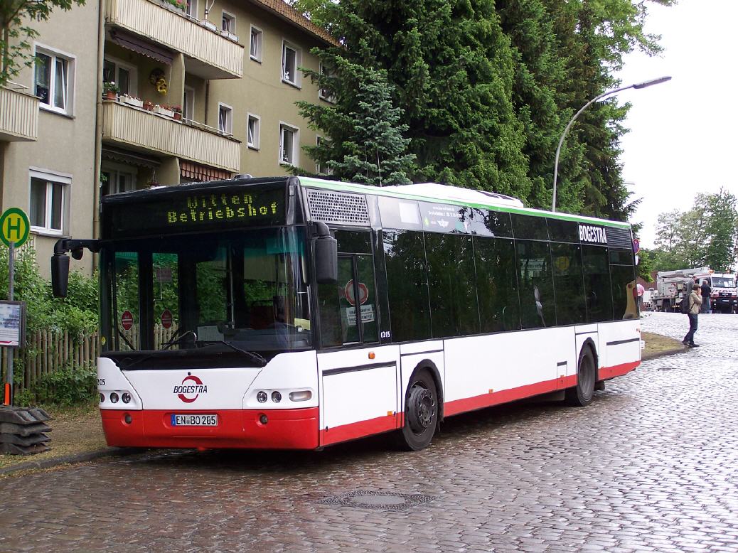 Neoplan N4416 Beschaffungsjahr 2002.