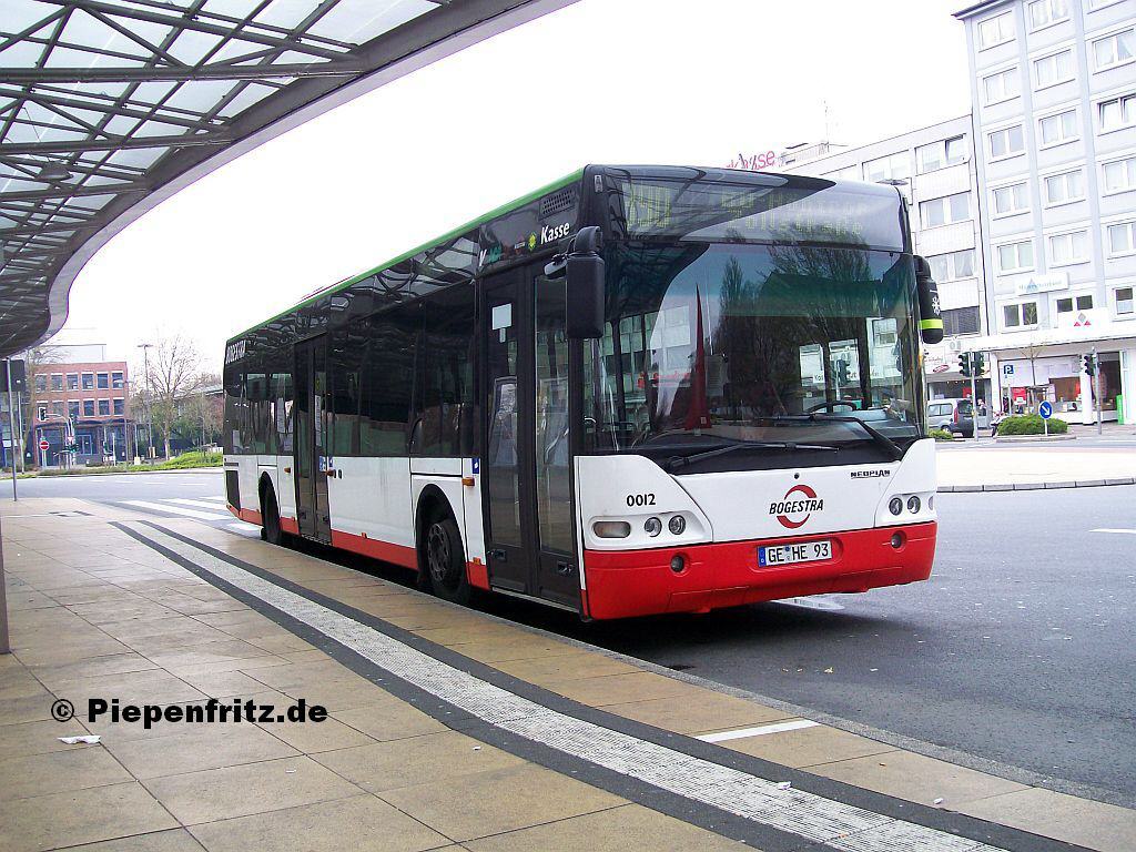 Neoplan N4416 Beschaffungsjahr 2000, ausgem. 2011.