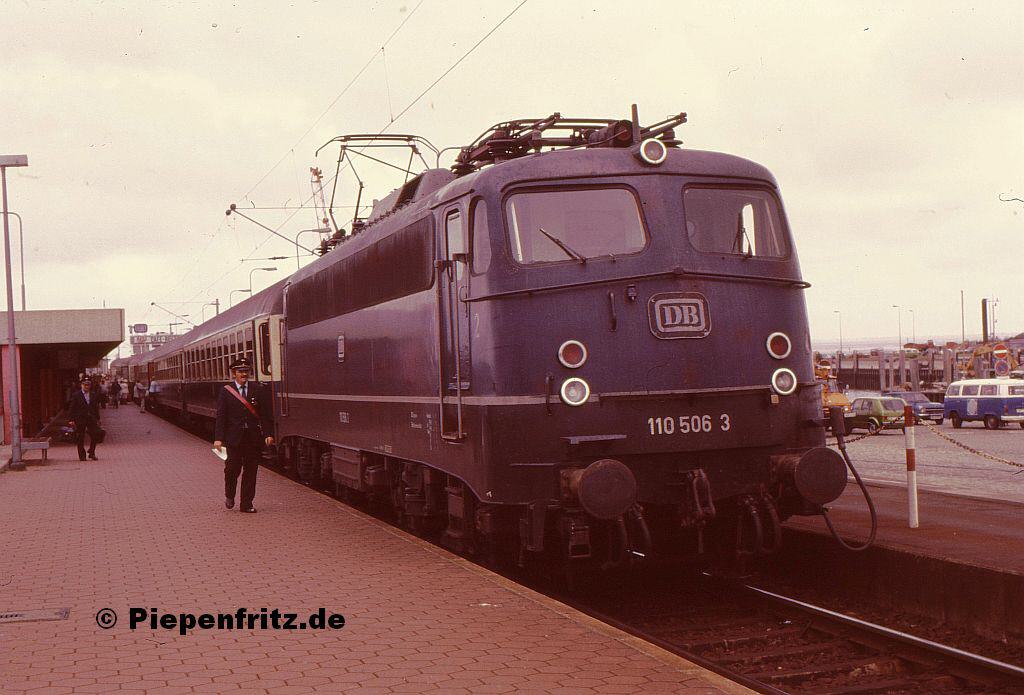 1982.