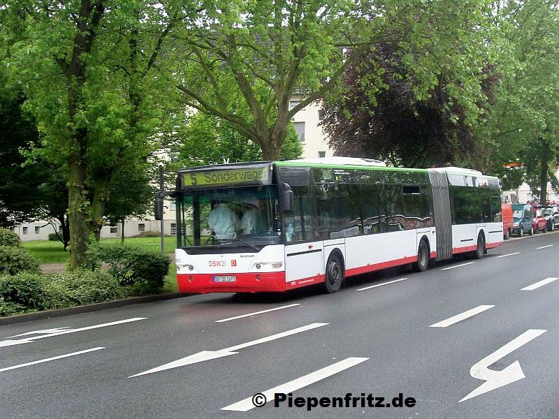 Neoplan N4421 Beschaffungsjahr 2000, ausgem. 2008.