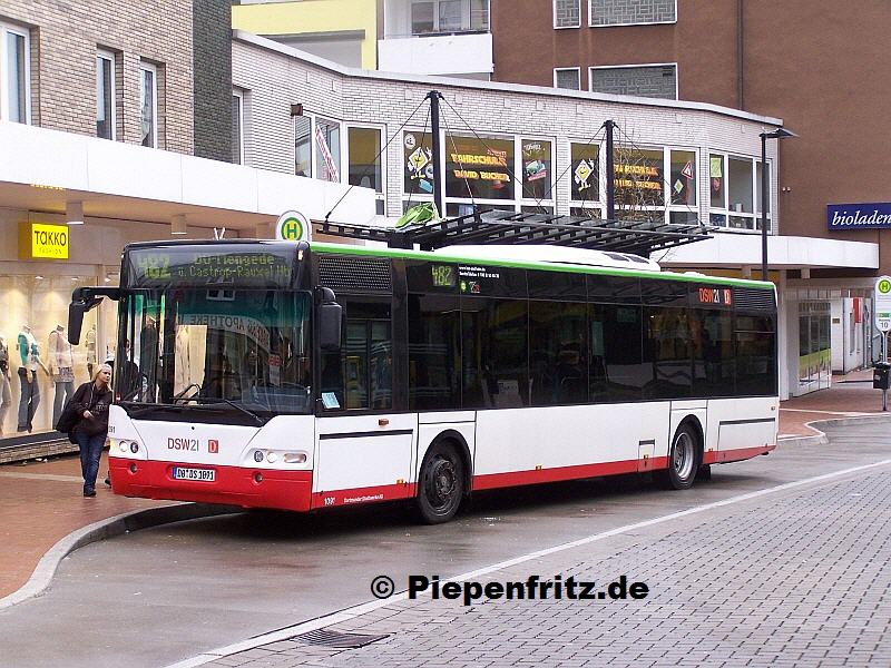 Neoplan N4416 Beschaffungsjahr 2000, ausgem. 2013.