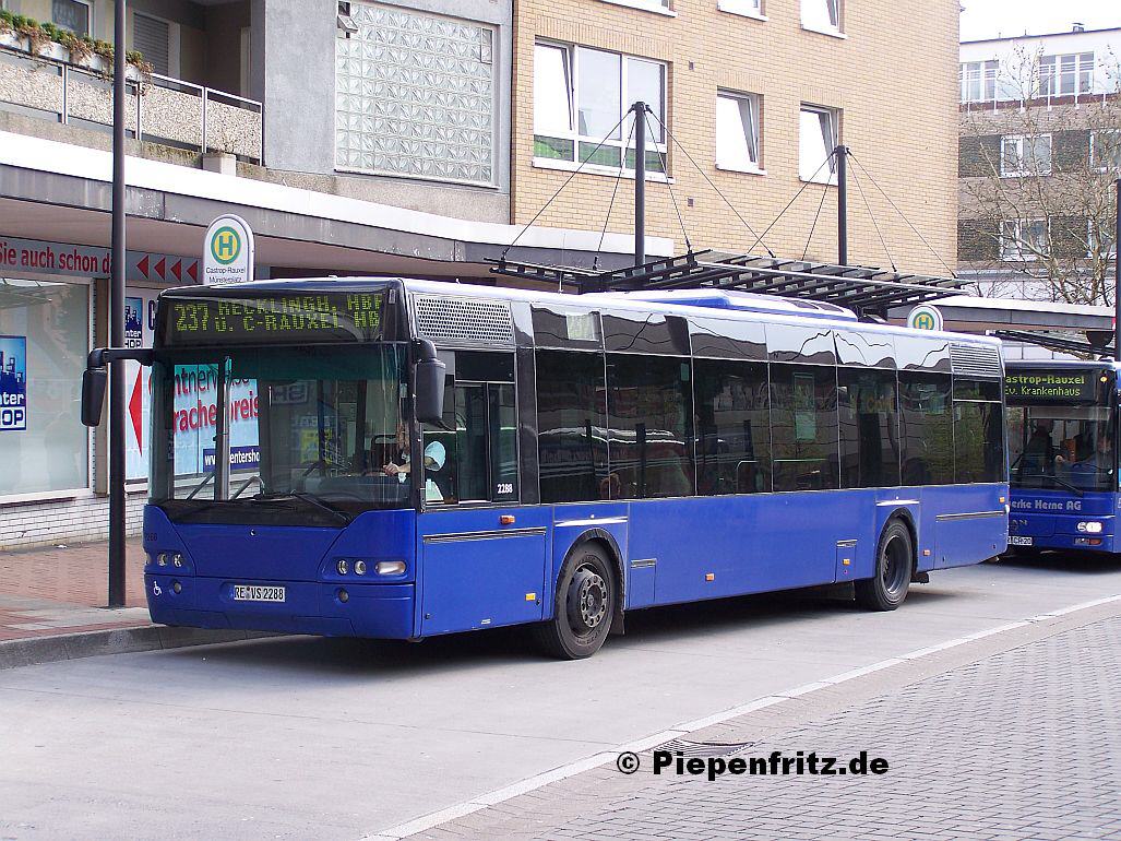 Neoplan N4416 Beschaffungsjahr 2000, verbrannt.