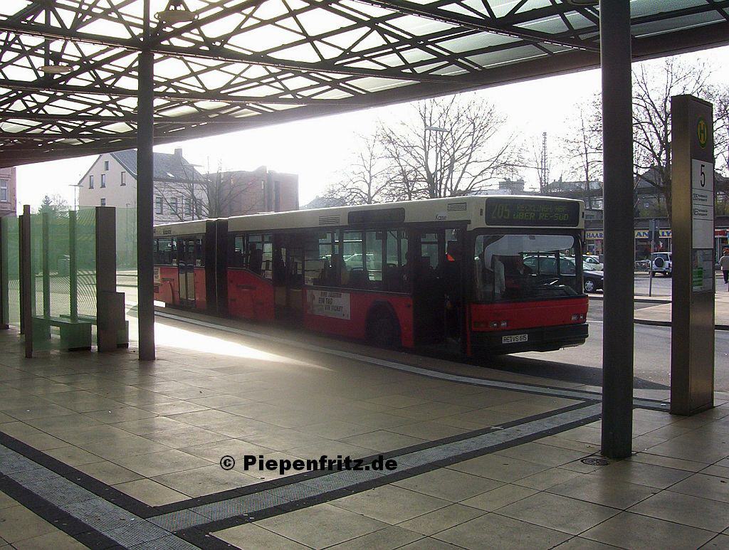 Neoplan N4021 Beschaffungsjahr 1993, ausgem. 2010.