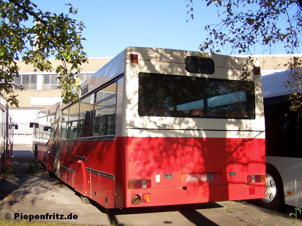 Neoplan N4021 Beschaffungsjahr 1993, ausgem. 2010.