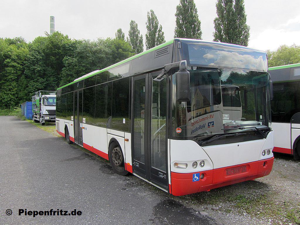 Neoplan N4416 Beschaffungsjahr 2000, ausgem. 2013.