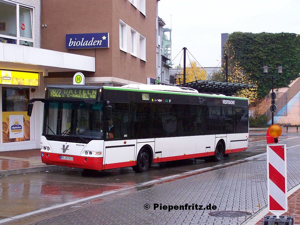 Neoplan N4416 Beschaffungsjahr 2001, verbrannt.